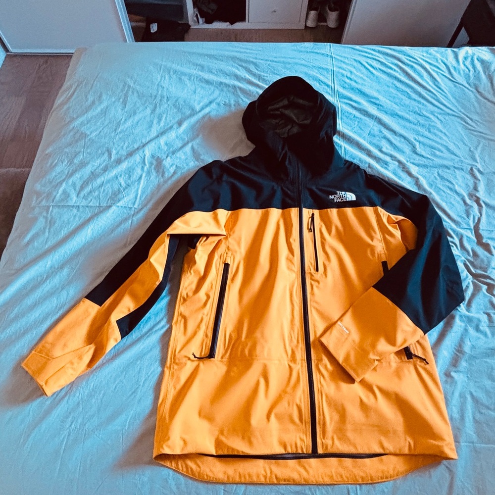 The North Face Men’s Black & Yellow Waterproof Hooded Jacket